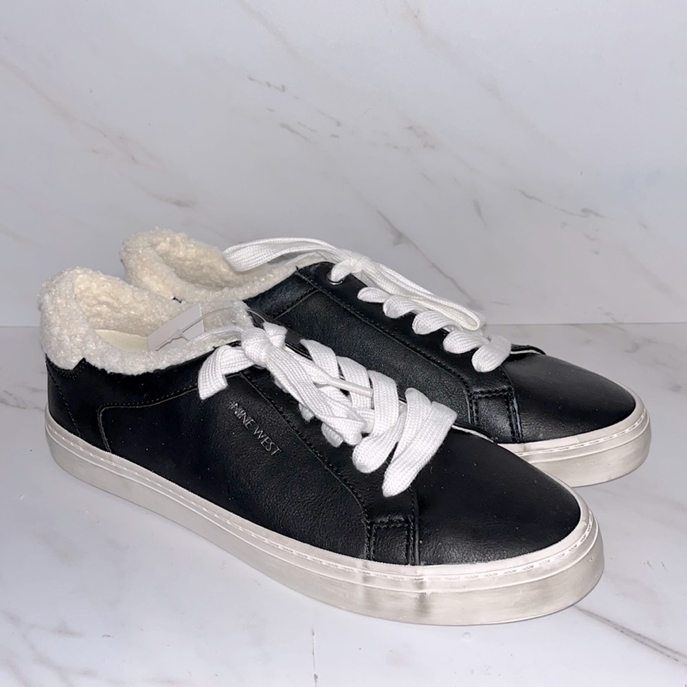 NEW Nine West bribe 3 faux fur lined distressed effect sneakers sz 8.5